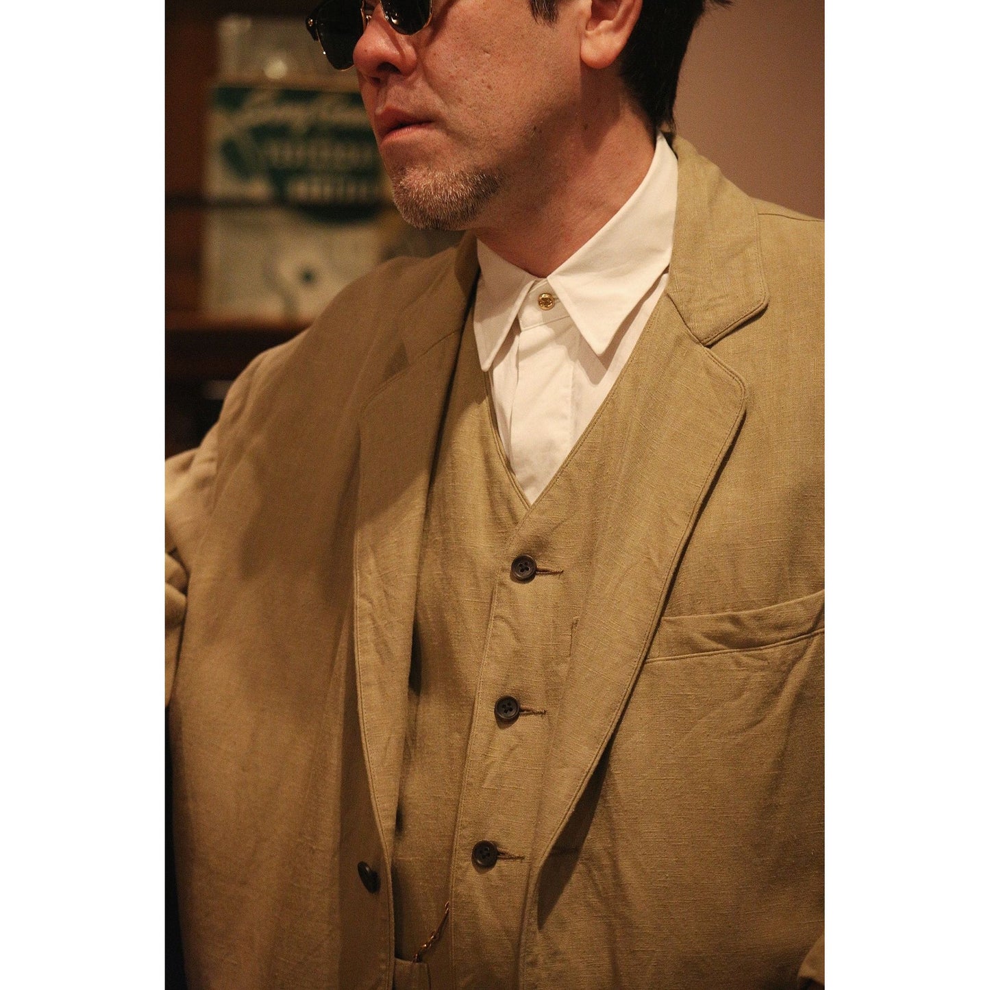 ANTIQUE LINEN CLASSIC VEST