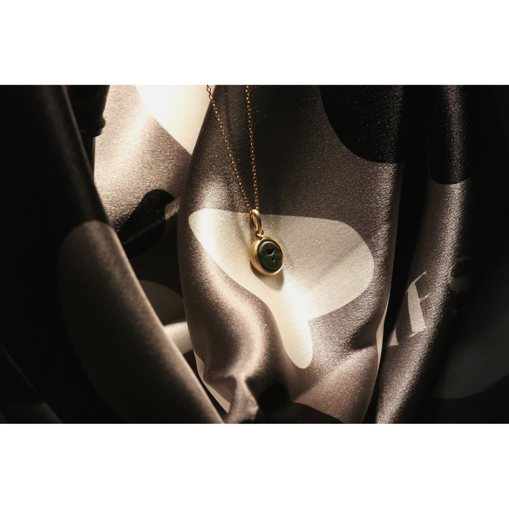 INTAGLIO GOLD NECKLACE