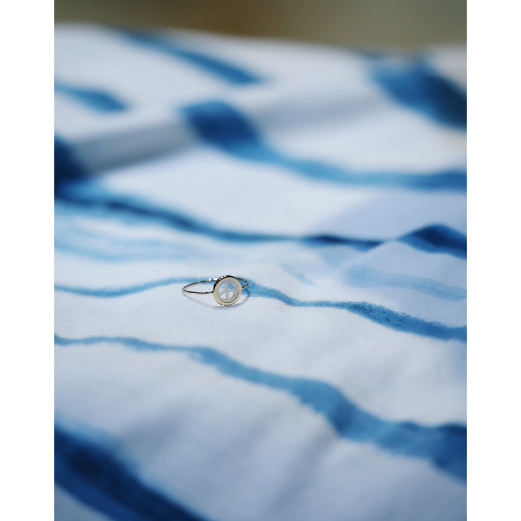 PEACE SHELL RING