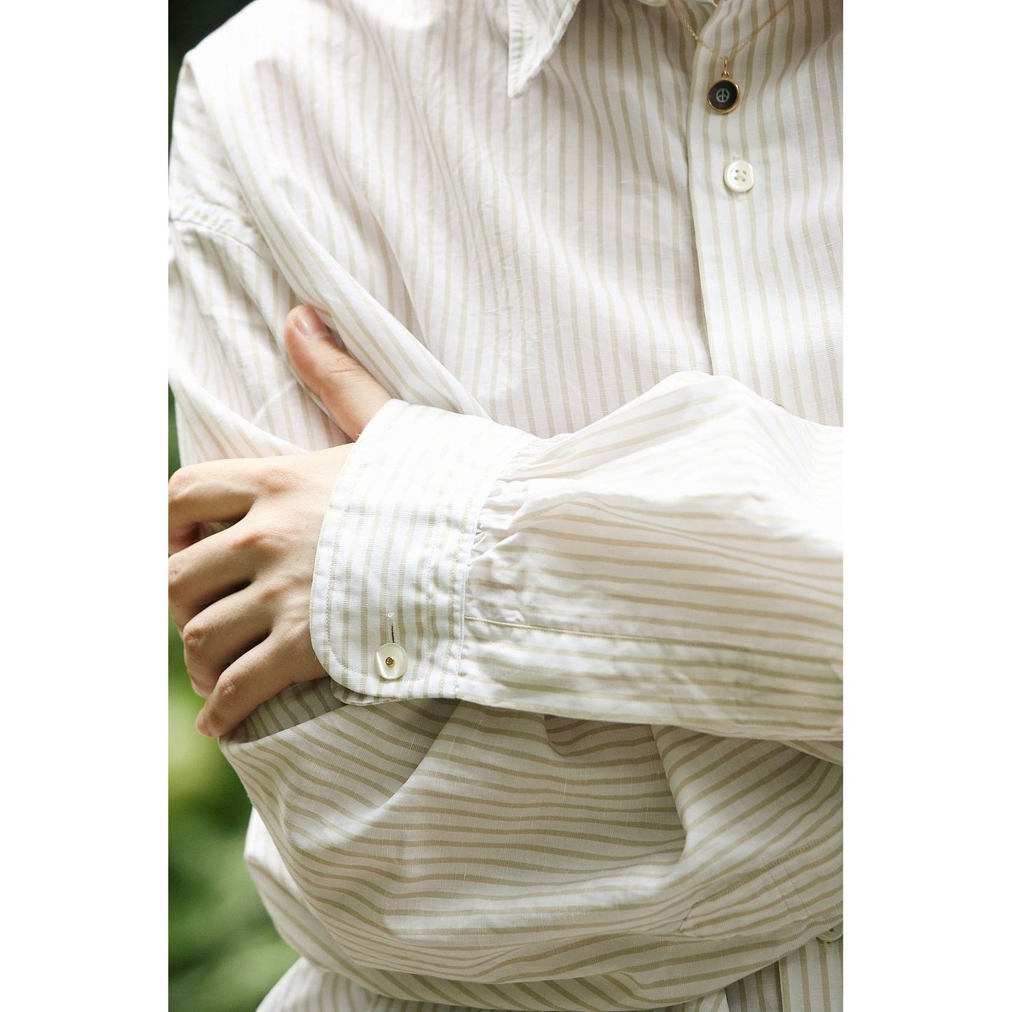 DIRECTOR`S GOLD STRIPE SHIRT (ALUMO) W/GOLD CUFFLINKS