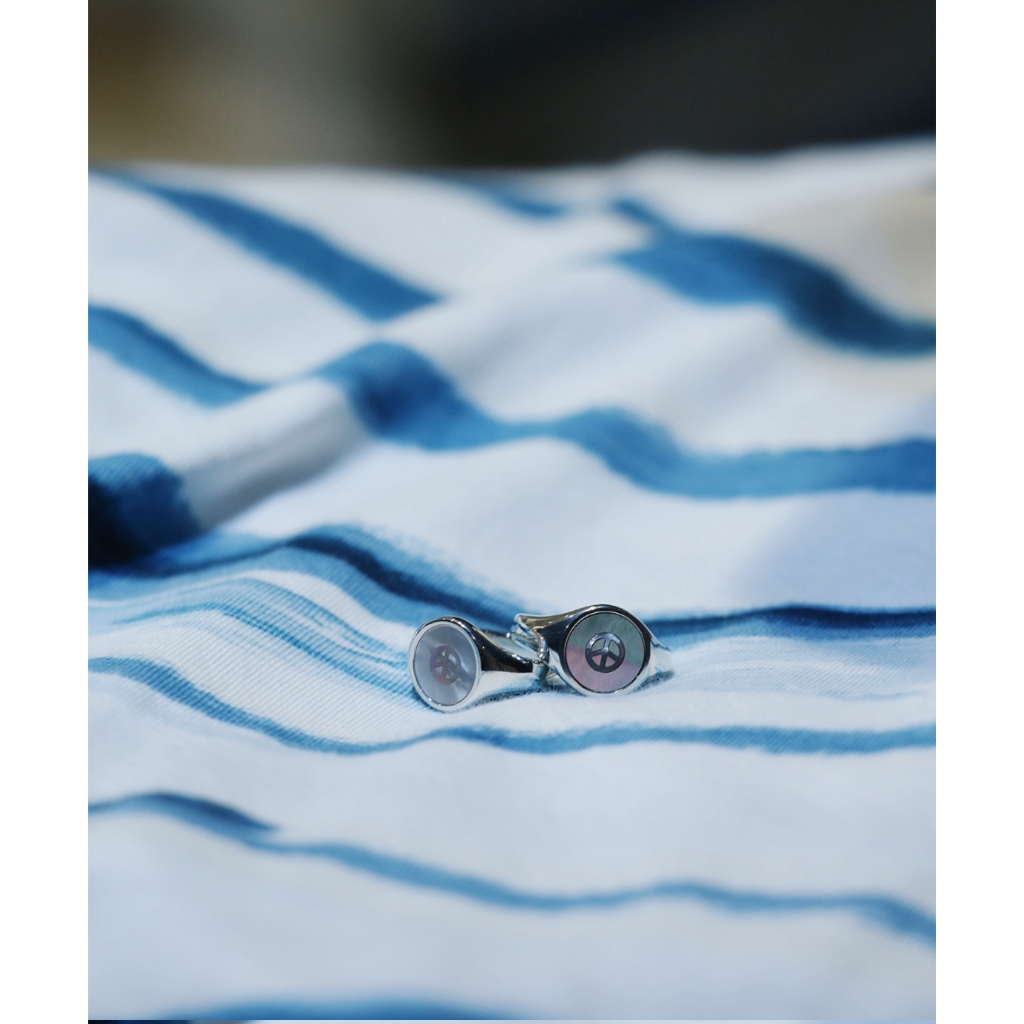 PEACE SHELL SILVER INLAY RING