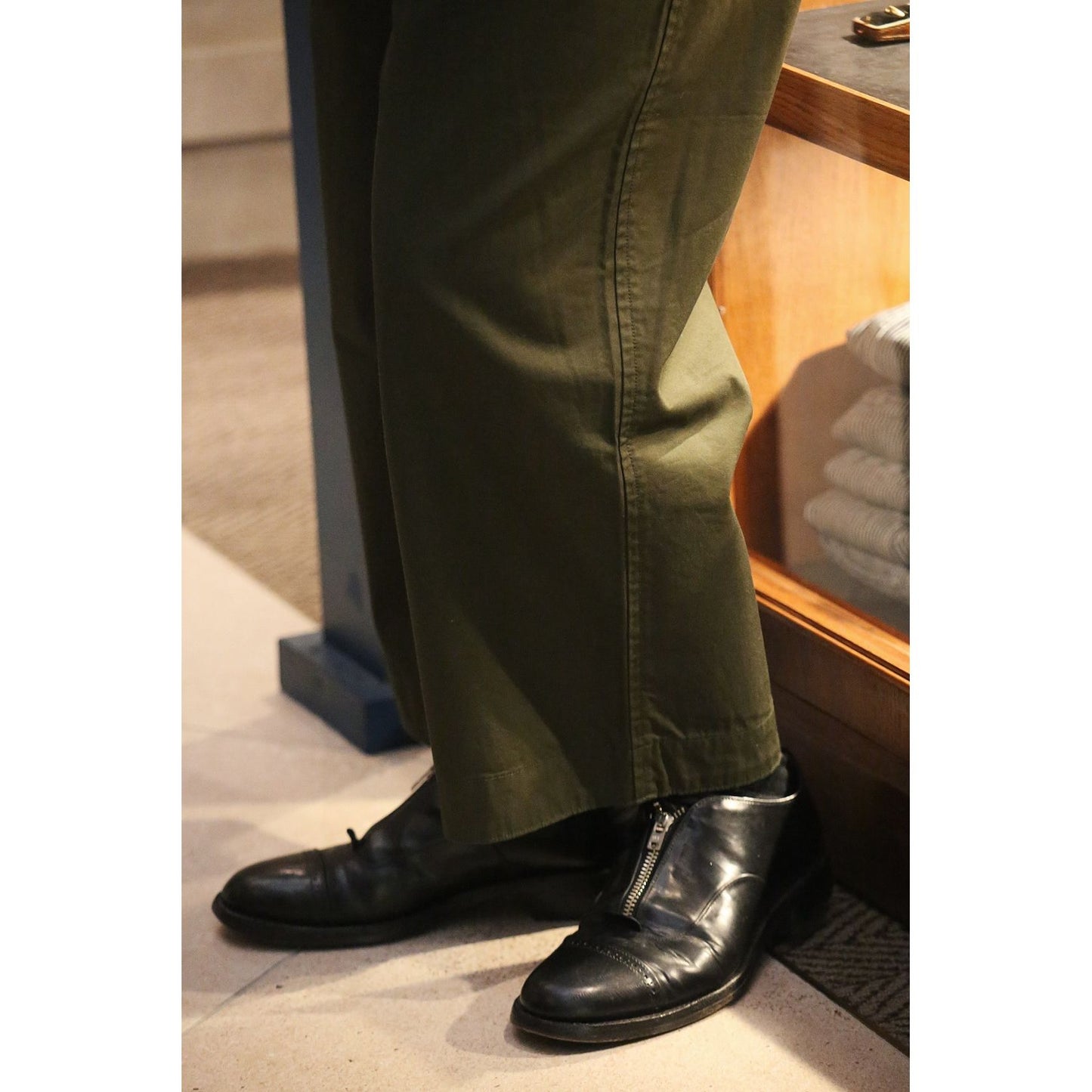 GABARDINE WIDE PANTS