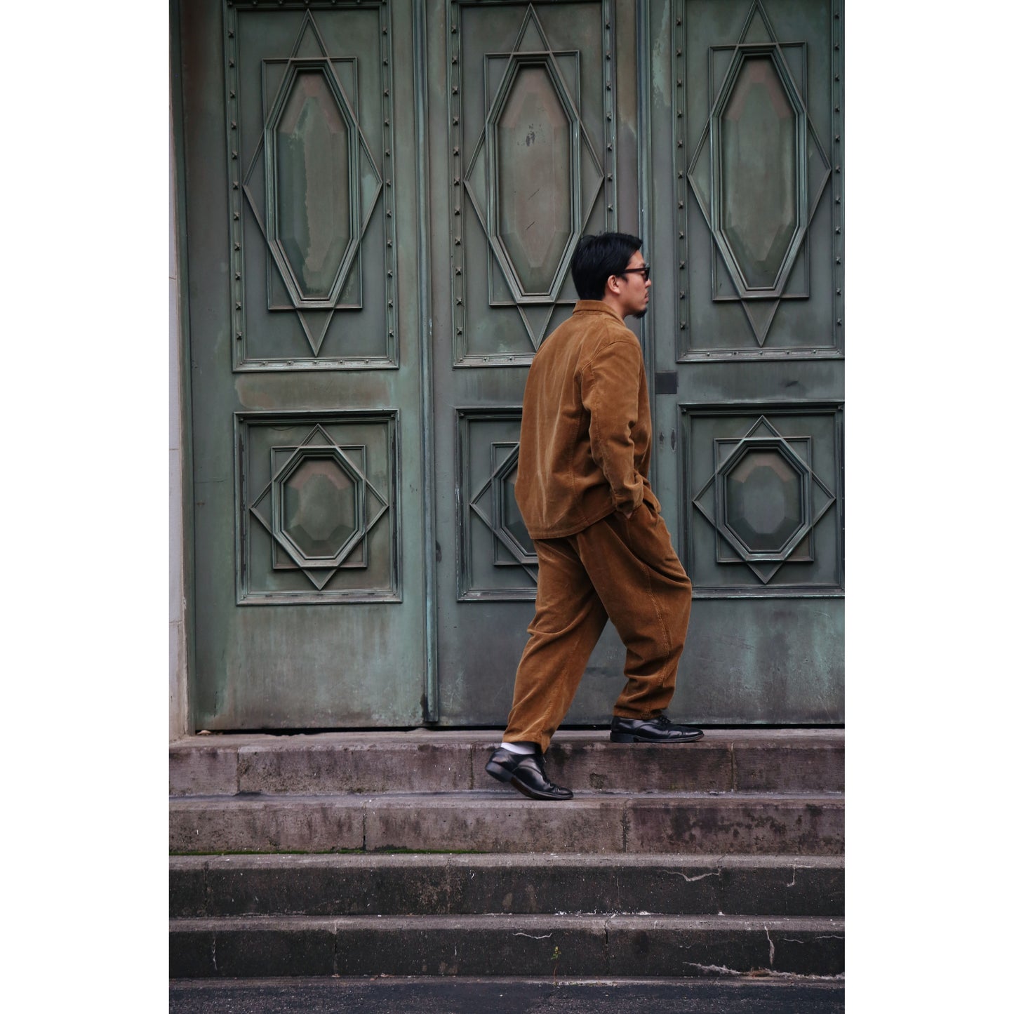 "TOKYO MARUNOUCHI EXCLUSIVE" CORDUROY SATCHMO PANTS