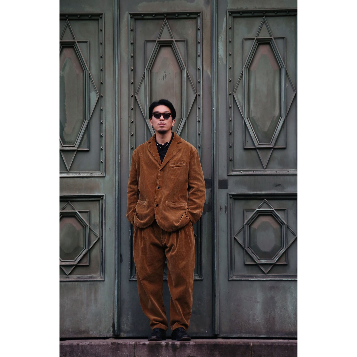"TOKYO MARUNOUCHI EXCLUSIVE" CORDUROY SATCHMO PANTS