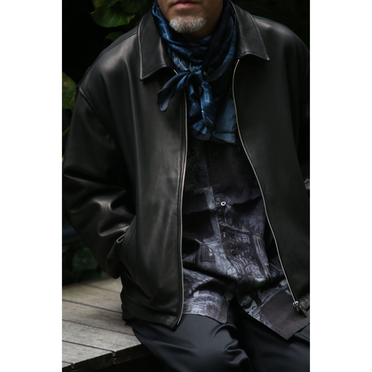 LEATHER ZIP UP JACKET W/LOVE & PEACE SILVER (ENTREFINO)