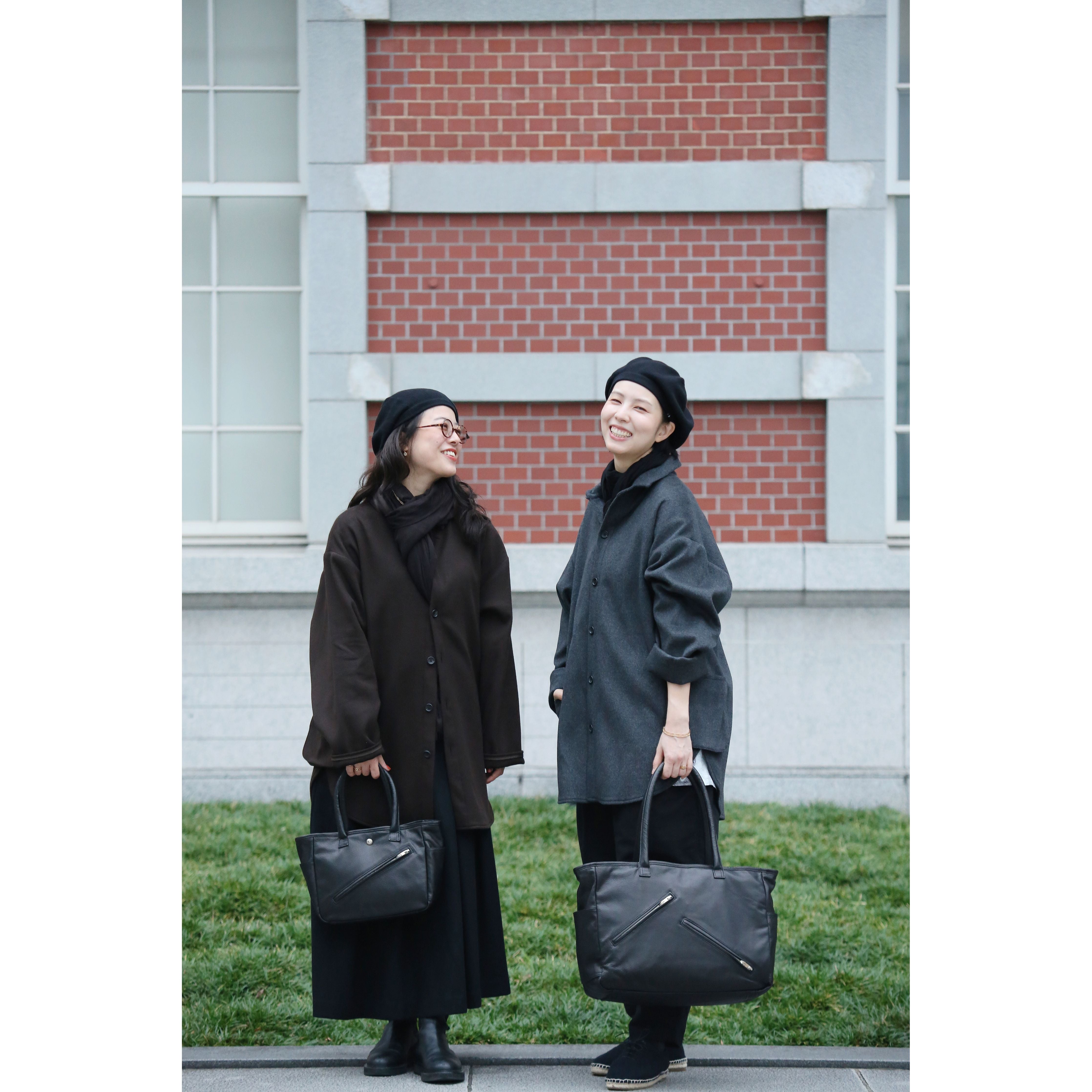 PC RIDERS LEATHER TOTE BAG L W/SILVER ZIPPER – CLASSIC