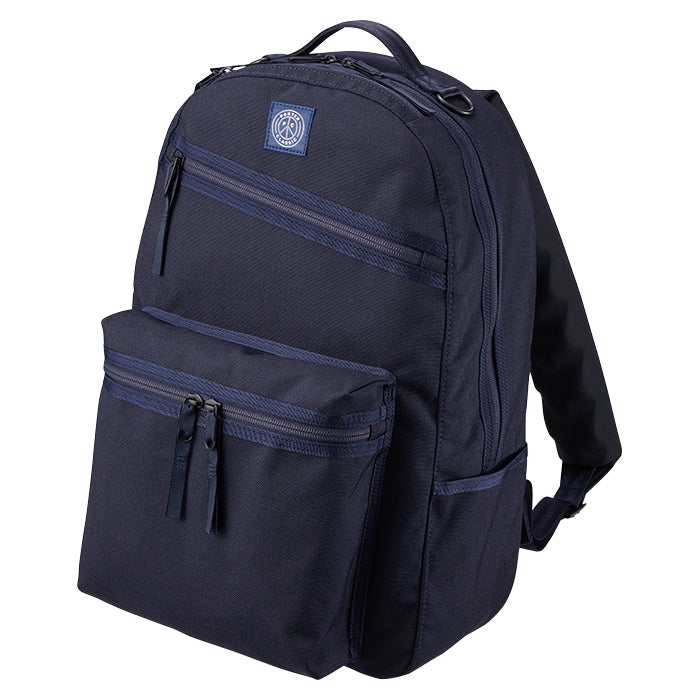 Newton – CLASSIC GENTLEMAN PORTER CLASSIC TOKYO MARUNOUCHI